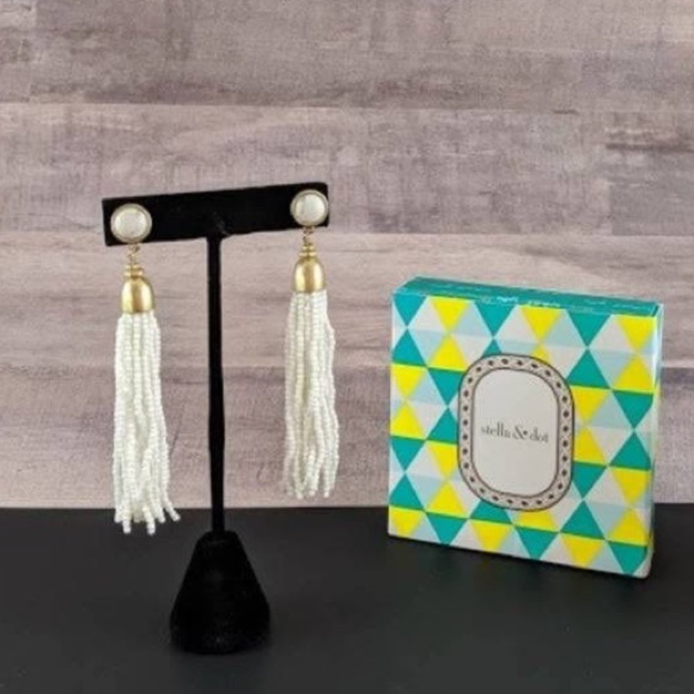 Stella & Dot Gita beaded Tassel earrings white and gold - Picture 9 of 11